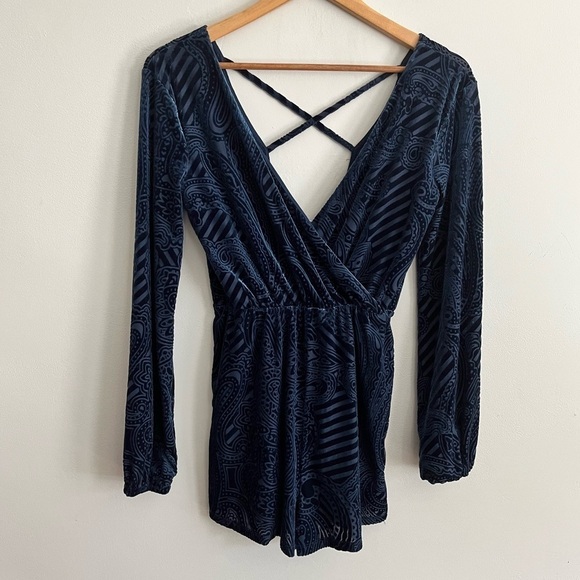 Urban Outfitters Ecote Velvet Paisley Pattern Striped Wrap Front Romper - Picture 2 of 7